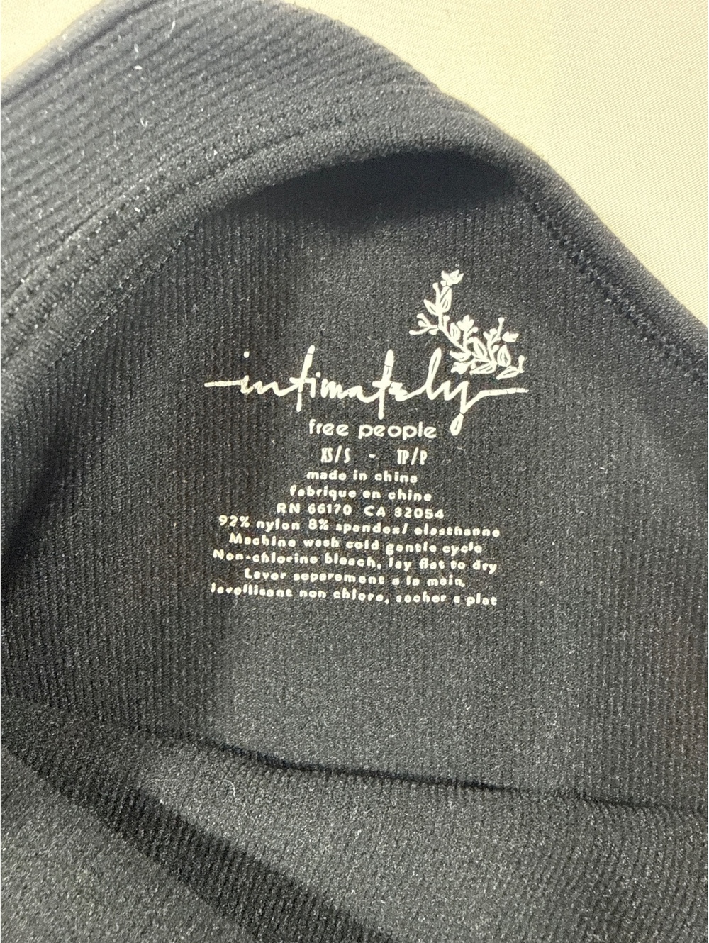 Free People Women’s Racerback Activewear Tank Top - Picture 4 of 4